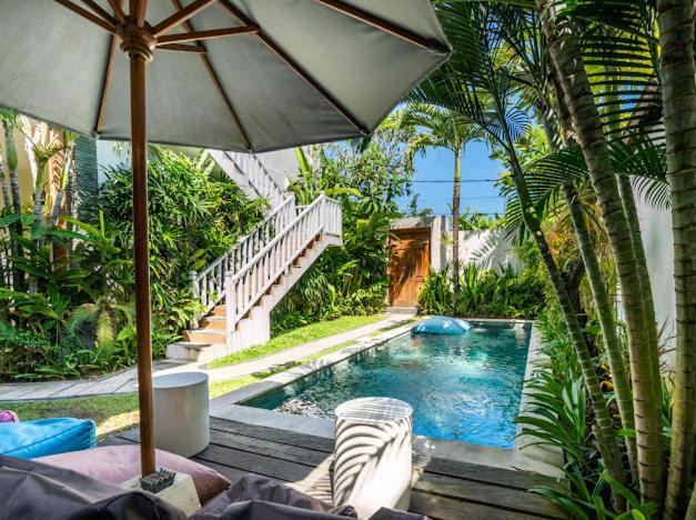 Kubu Guest House Seminyak Exteriör bild